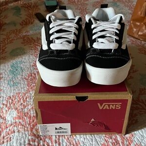 Vans Knu Skool Kids Sneakers - Black and White